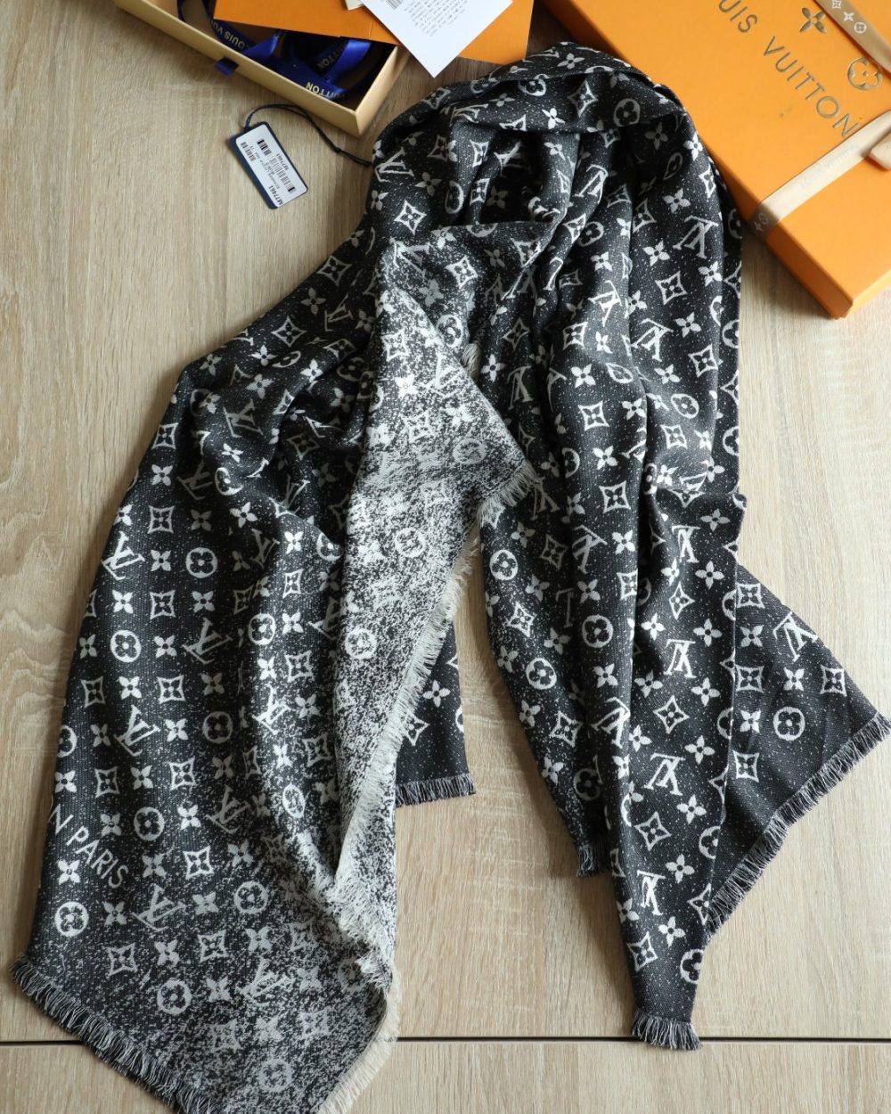 Louis Vuitton Silk Wool Square Dark Blue Scarf 140cm/55in