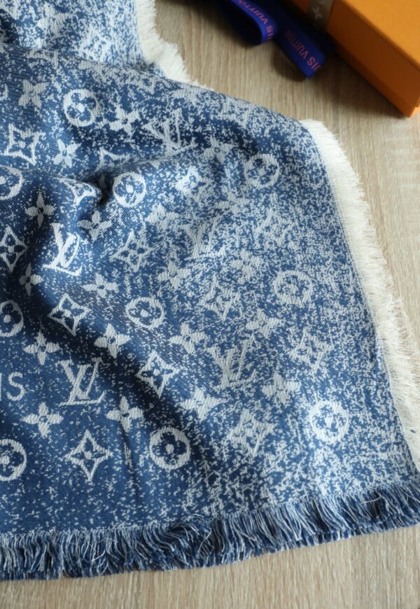Louis Vuitton Silk Wool Square Navy Blue Scarf 140cm/55in