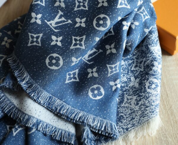 Louis Vuitton Silk Wool Square Navy Blue Scarf 140cm/55in