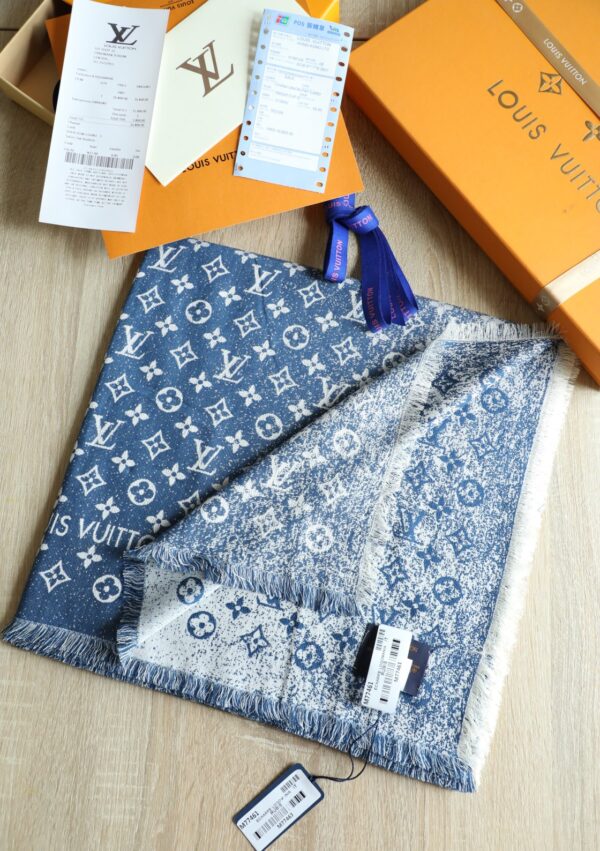 Louis Vuitton Silk Wool Square Navy Blue Scarf 140cm/55in 