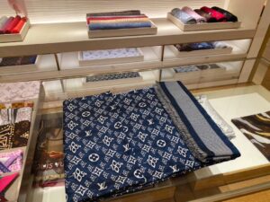 Louis Vuitton Since 1854 Monogram Shawl Scarf MP2821 Blue 56in/142cm 
