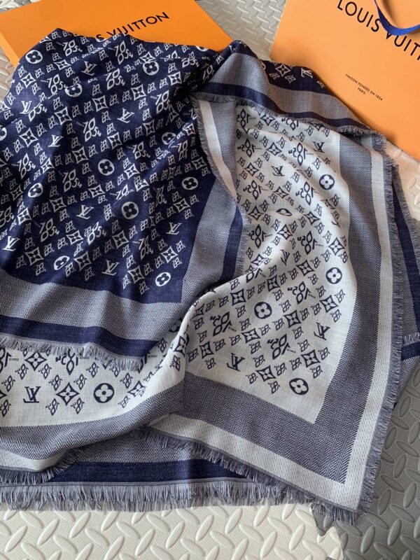 Louis Vuitton Since 1854 Monogram Shawl Scarf MP2821 Blue 56in/142cm