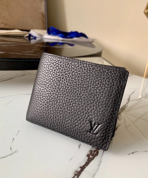Louis Vuitton Slender Wallet Taiga Black For Men, Men's Wallet 4.3in/11cm LV M30539