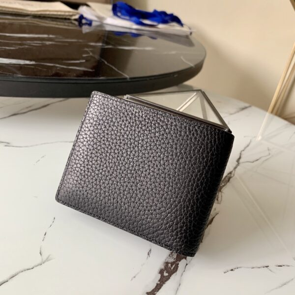 Louis Vuitton Slender Wallet Taiga Black For Men, Men's Wallet 4.3in/11cm LV M30539