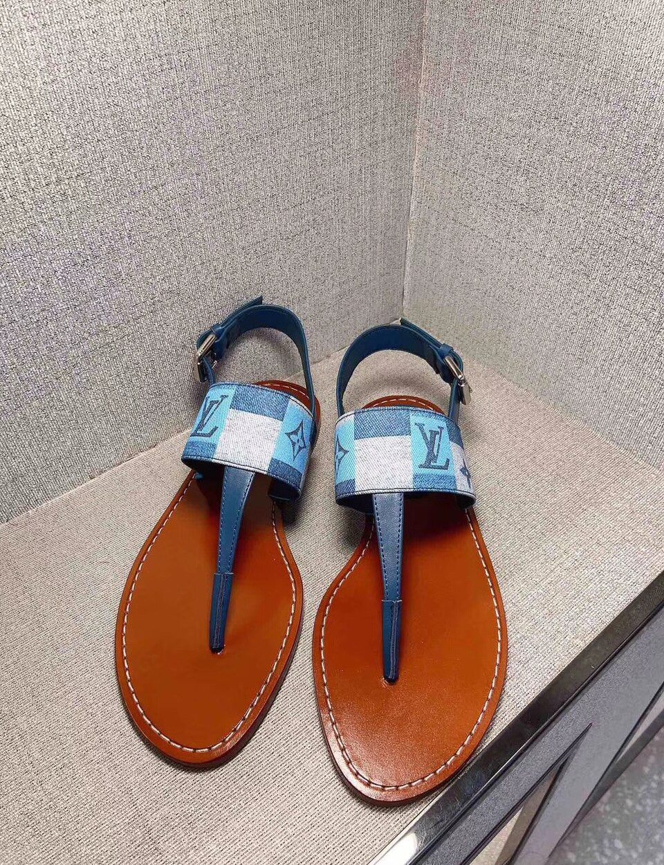 Louis Vuitton Starboard Flat Thong Sandal Monogram Denim Blue For Women LV