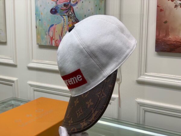 Louis Vuitton Supreme Cap White LV Cap