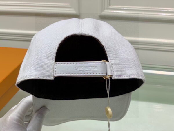 Louis Vuitton Supreme Cap White LV Cap