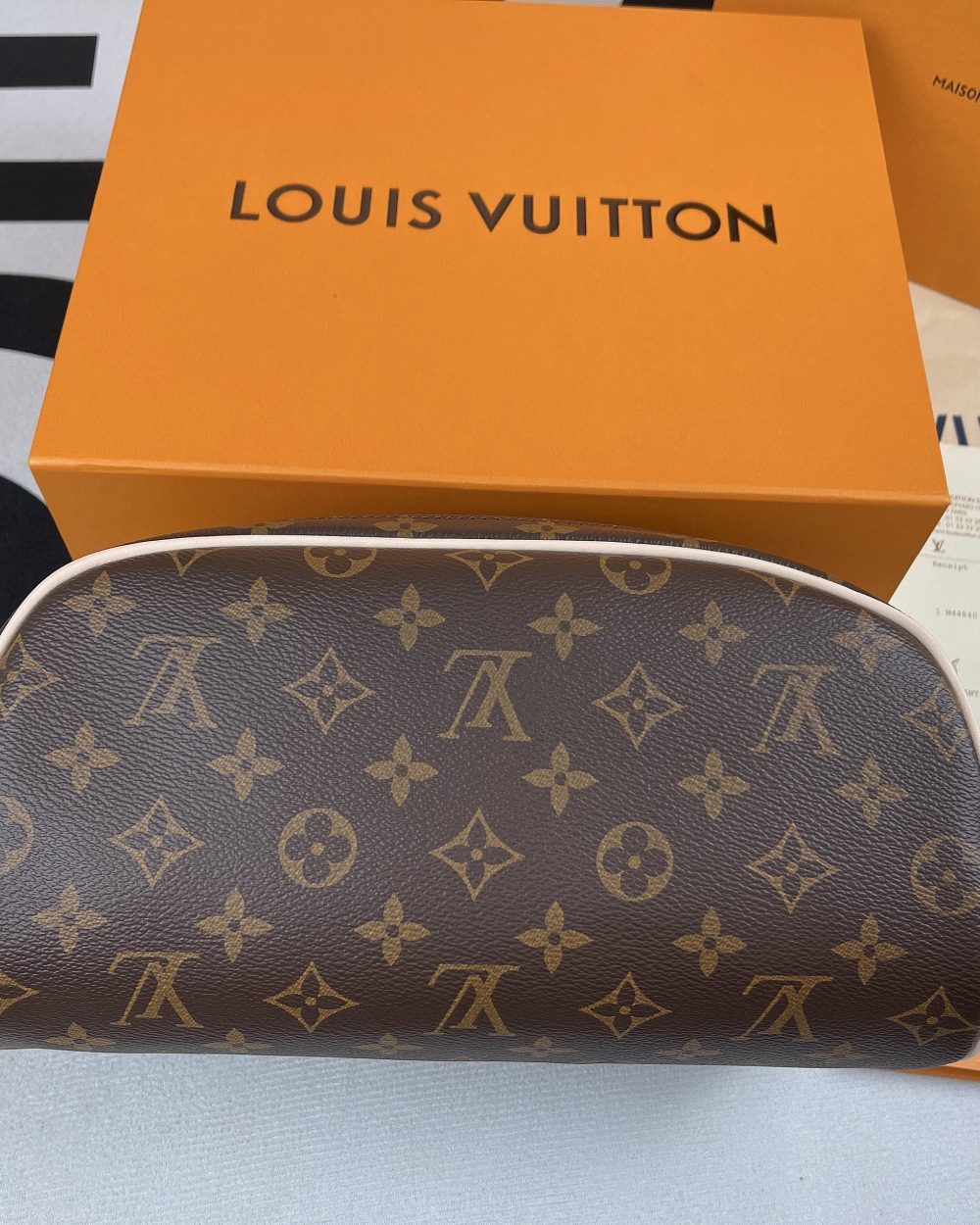 1:1 Replica Louis Vuitton Toilet Pouch GM Monogram Canvas For Women, Women's Wallets 7.9in/20cm LV M47507