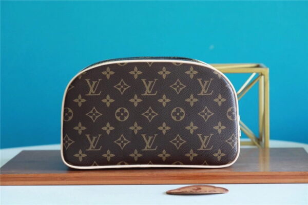 Louis Vuitton Toilet Pouch GM Monogram Canvas For Women, Women's Wallets 7.9in/20cm LV M47507
