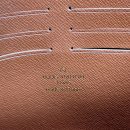 1:1 Replica Louis Vuitton Toiletry Pouch on Chain Monogram Canvas For Women, Women's Wallets 9.8in/25cm LV M81412