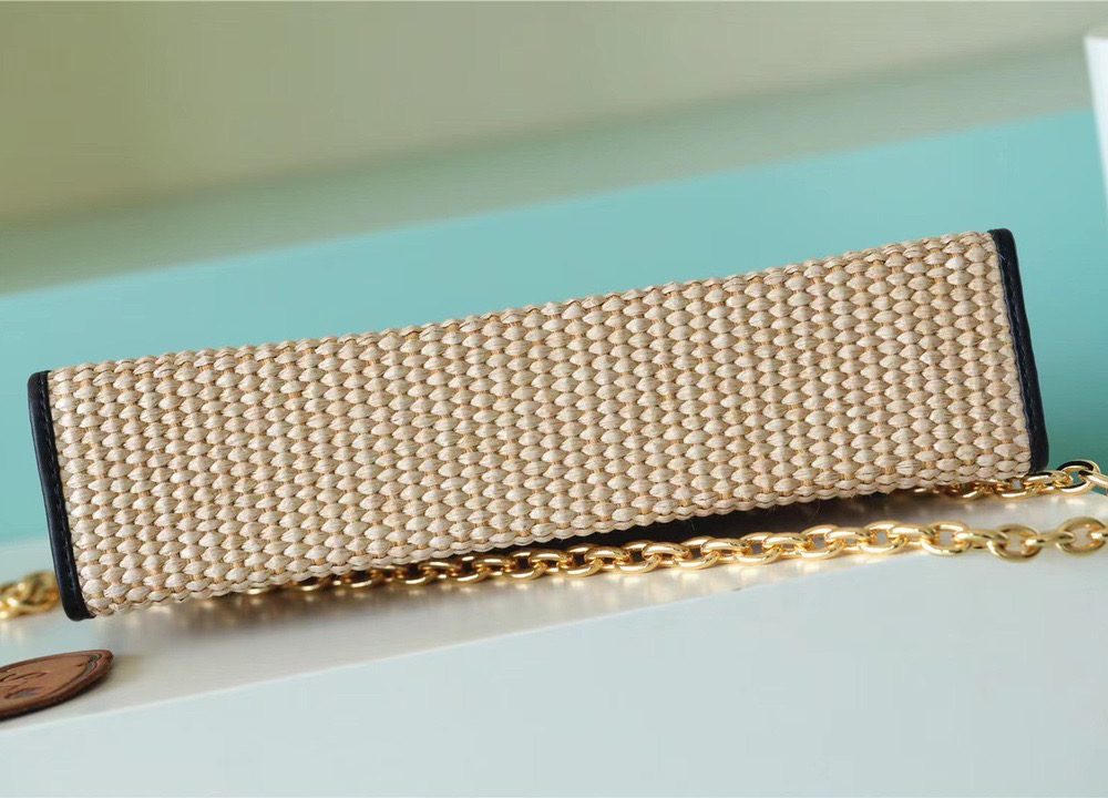 1:1 Replica Louis Vuitton Toiletry Pouch on Chain Raffia Natural /Black For Women, Women's Wallets 9.8in/25cm LV M81366