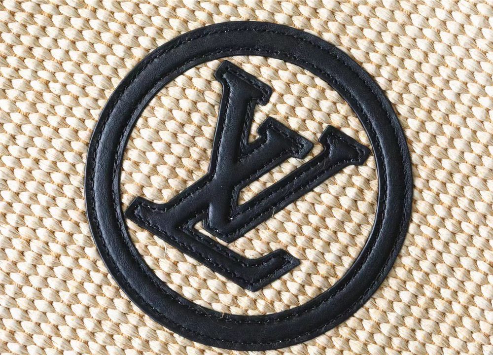 1:1 Replica Louis Vuitton Toiletry Pouch on Chain Raffia Natural /Black For Women, Women's Wallets 9.8in/25cm LV M81366