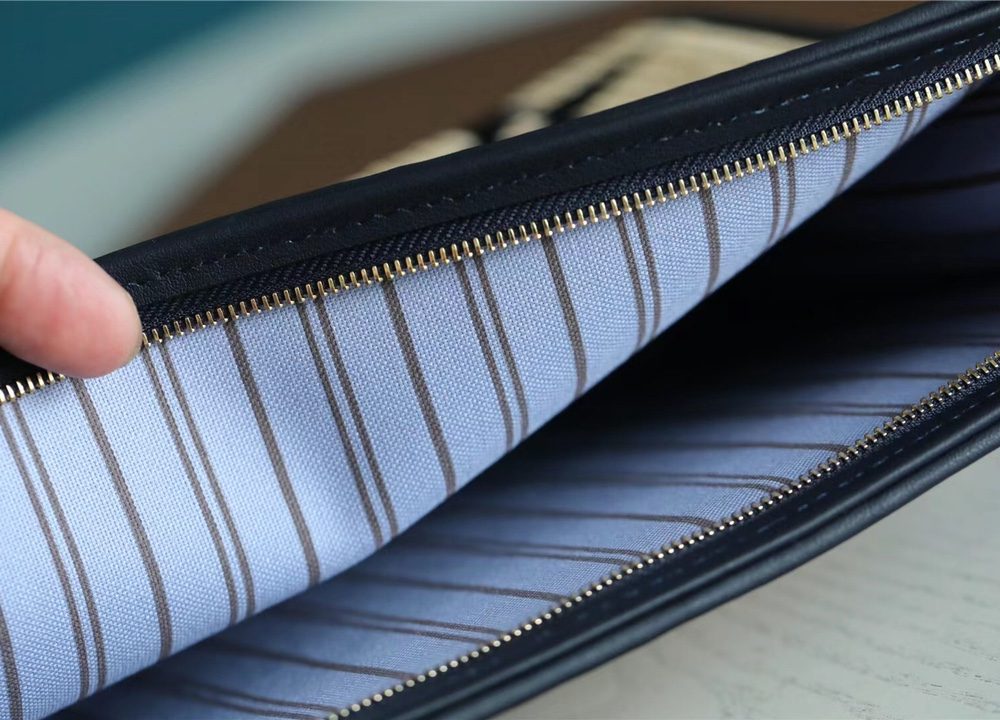 1:1 Replica Louis Vuitton Toiletry Pouch Raffia Natural /Caramel Brown For Women, Women's Wallets 9.8in/25cm LV