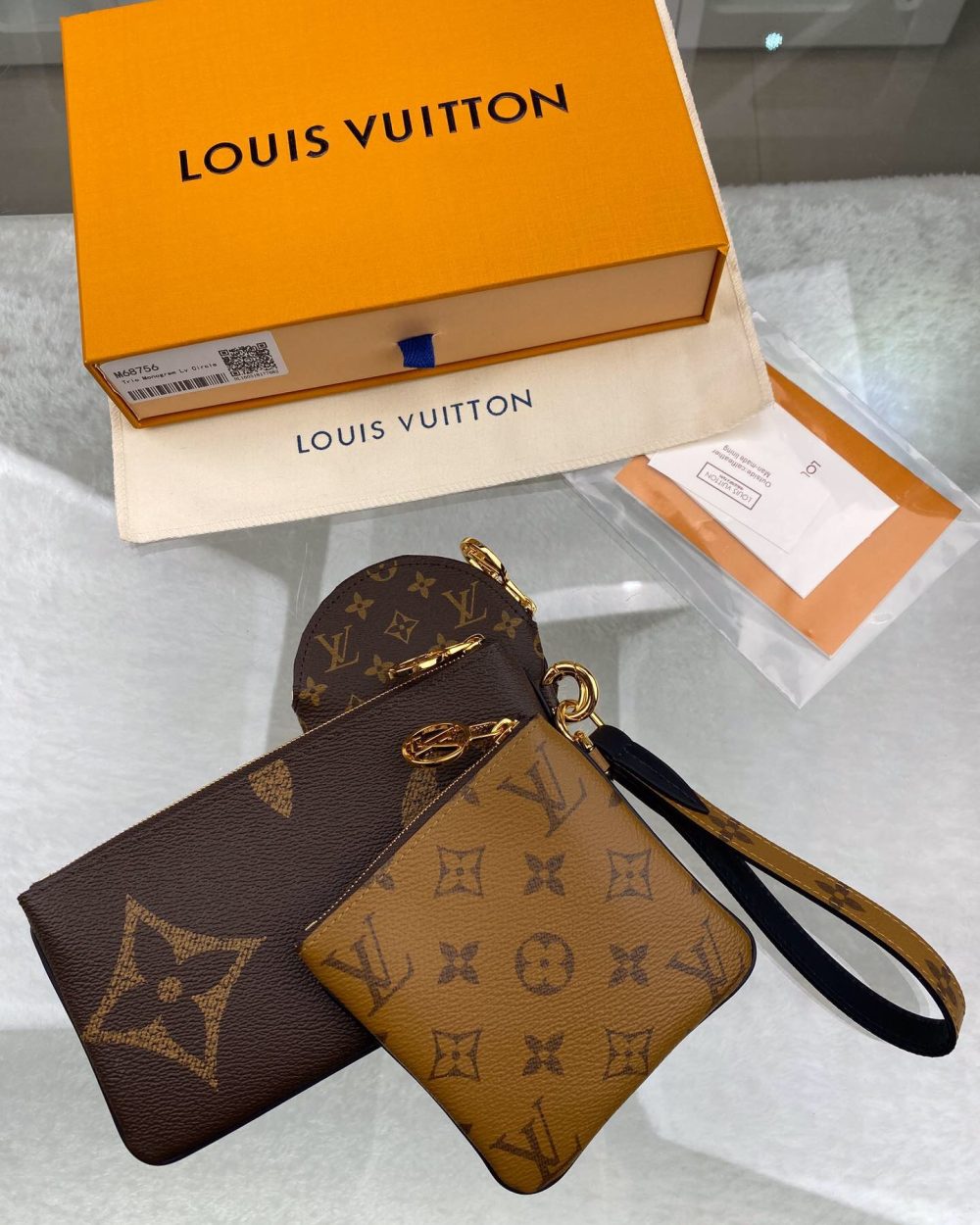 1:1 Replica Louis Vuitton Trio Pouch Monogram Giant/ Monogram Reverse/ Monogram Canvas Pink For Women, Women's Wallets 7.7in/19.5cm LV M68756