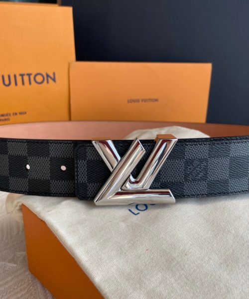 1:1 Replica Louis Vuitton Twist Initiales LV Belt Damier Infini Canvas Palladium Hardware LV Women Belt