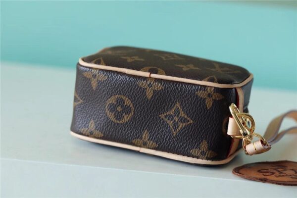 Louis Vuitton Wapity Case Monogram Canvas Black For Women, Women's Wallets 4.3in/11cm LV
