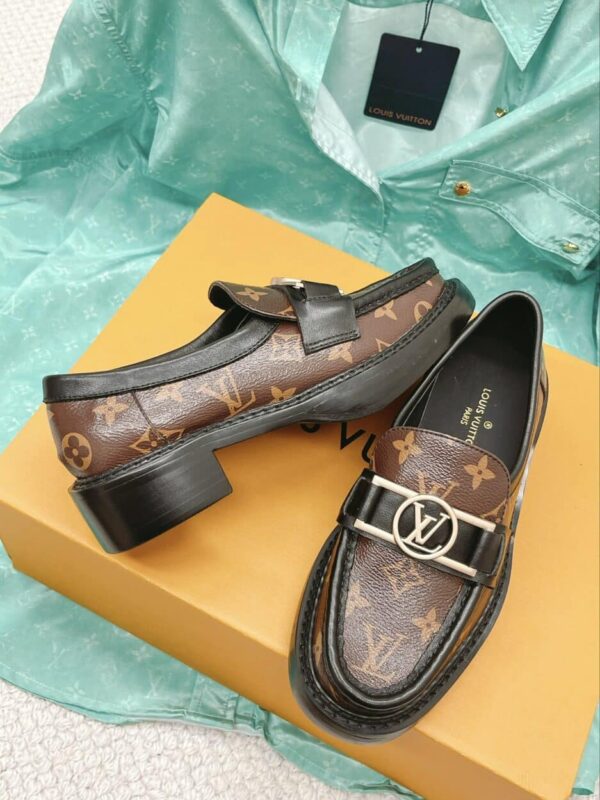 Louis Vuitton Women's Academy Loafer Gold Toned Hardware Brown For Women LV