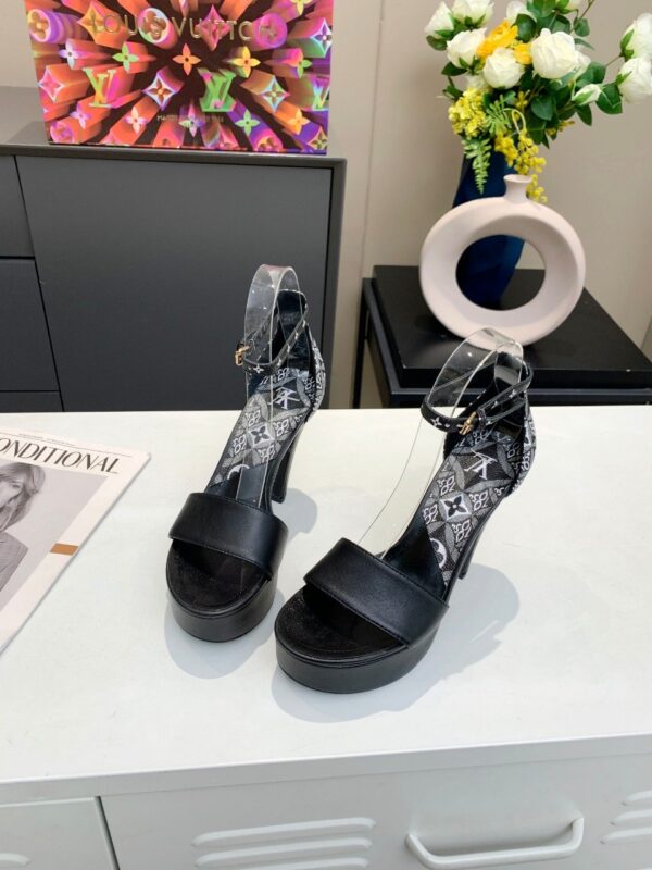 Louis Vuitton Women's Afterglow Platform Sandal Black And White For Women LV
