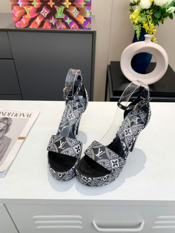 Louis Vuitton Women's Afterglow Platform Sandal Black For Women LV