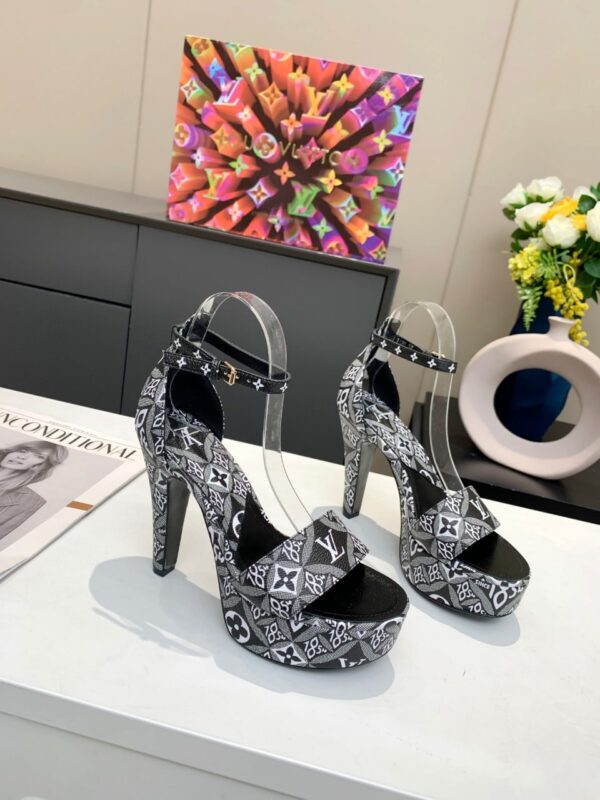 Louis Vuitton Women's Afterglow Platform Sandal Black For Women LV