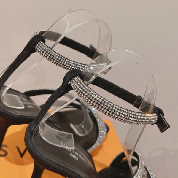 Louis Vuitton Women's Appeal Sandal Black For Women LV 1AAC1L