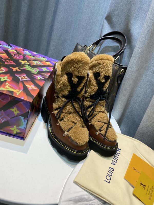 Louis Vuitton Women's Beaubourg Ankle Boot Brown For Women LV