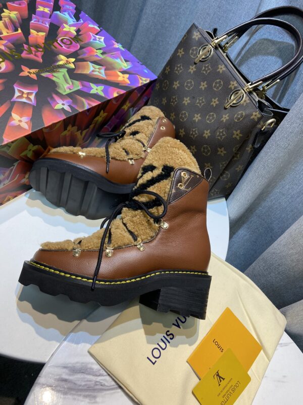 Louis Vuitton Women's Beaubourg Ankle Boot Brown For Women LV
