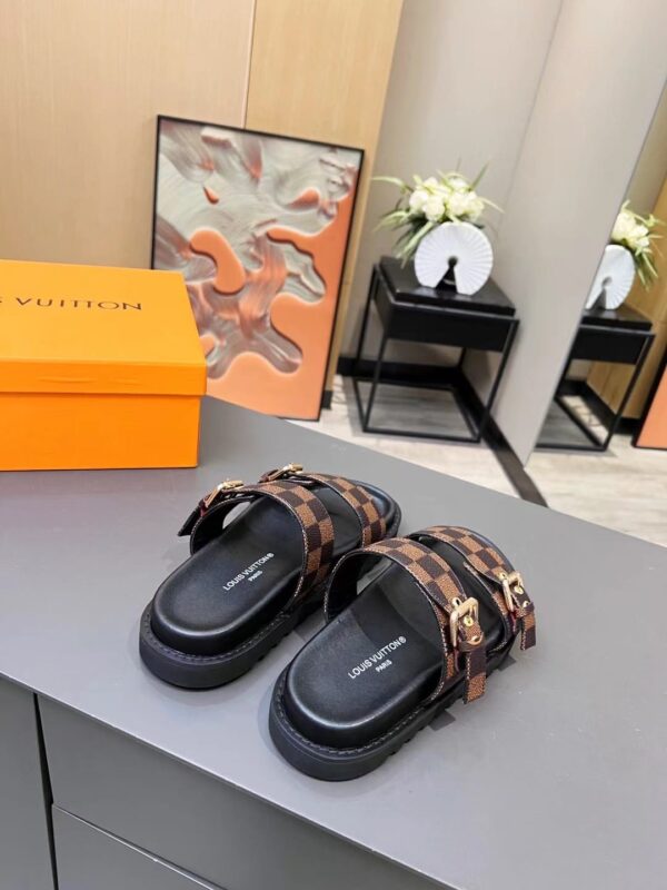 Louis Vuitton Women's Bom Dia Flat Mule Brown For Women LV
