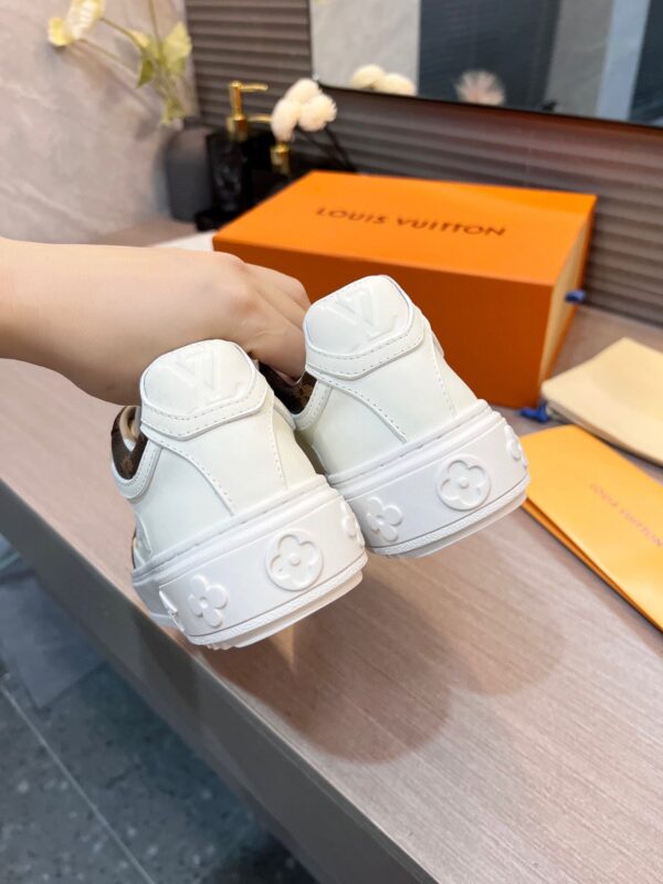 Louis Vuitton Women's Boombox  Sneaker Brown For Women LV