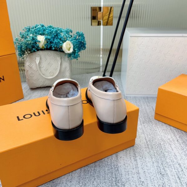 Louis Vuitton Women's Chess Flat Loafe Beige For Women LV