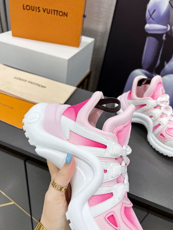Louis Vuitton Women's LV Archlight Sneaker Pink For Women LV 1A9RUV