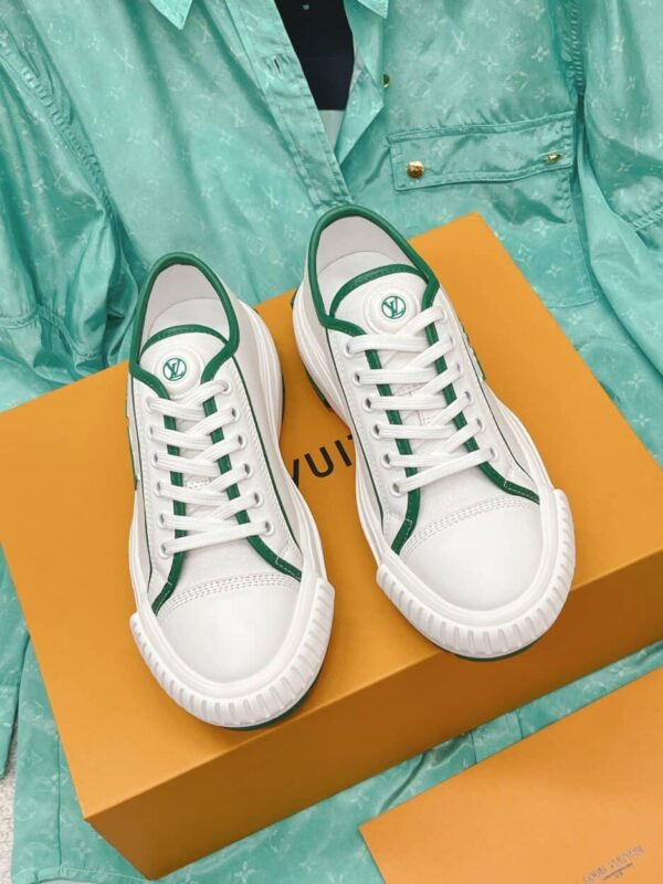 Louis Vuitton Women's LV Squad Sneaker Green For Women LV