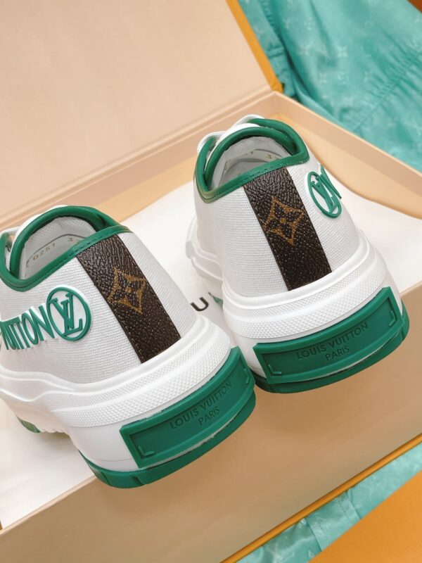 Louis Vuitton Women's LV Squad Sneaker Green For Women LV