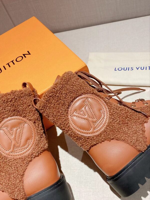 Louis Vuitton Women's LV Territory Flat Ranger Brown For Women LV