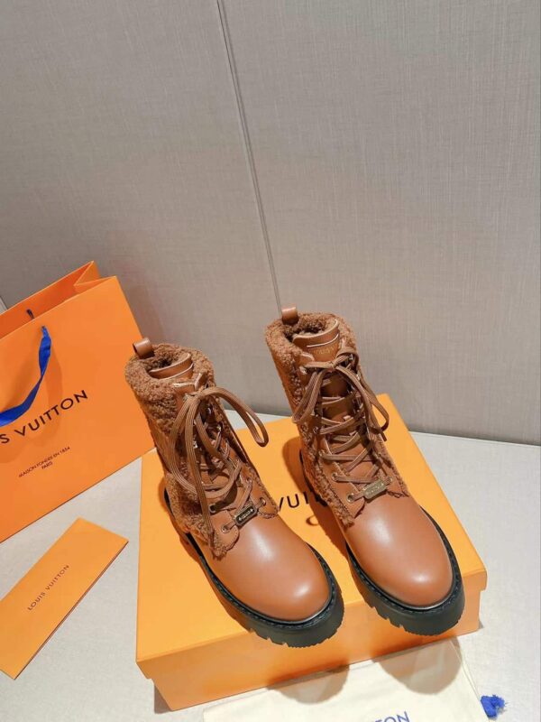 Louis Vuitton Women's LV Territory Flat Ranger Brown For Women LV