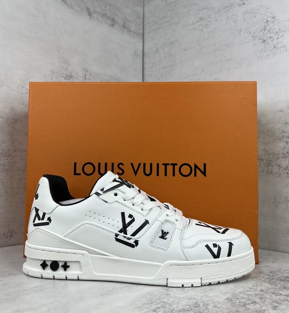 Louis Vuitton Women's LV Trainer Sneaker Black For Women LV
