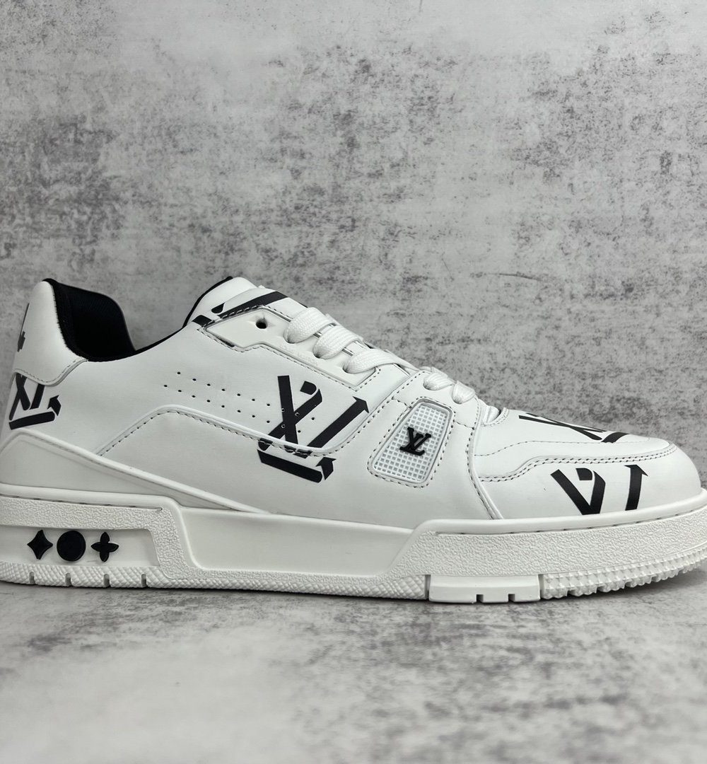 Louis Vuitton Women's LV Trainer Sneaker Black For Women LV