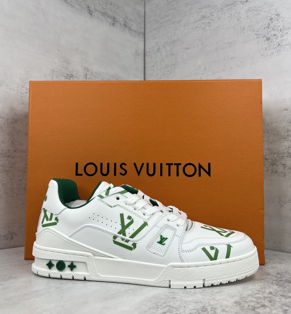 Louis Vuitton Women's LV Trainer Sneaker Green For Women LV 1AAGXF