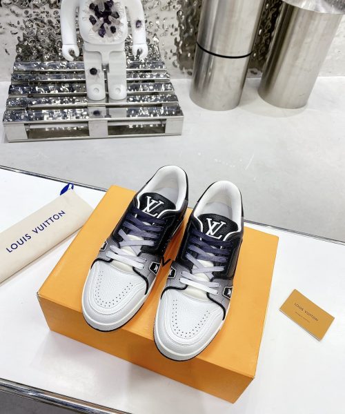 Louis Vuitton Women's LV Trainers Black For Women LV