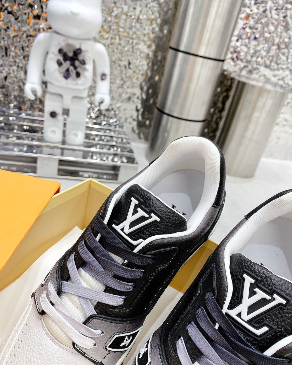 Louis Vuitton Women's LV Trainers Black For Women LV