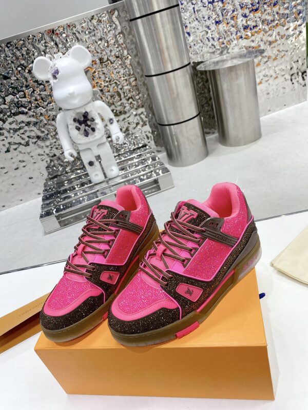 Louis Vuitton Women's LV Trainers Pink For Women LV