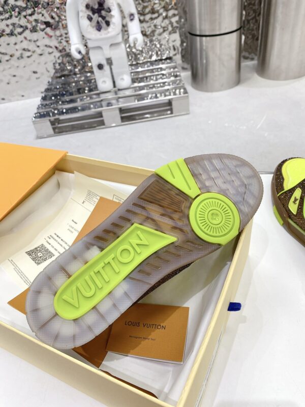 Louis Vuitton Women's LV Trainers Yellow For Women LV