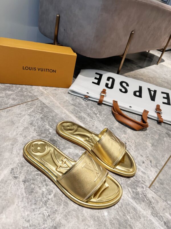 Louis Vuitton Women's Magnetic Flat Mule Gold For Women LV