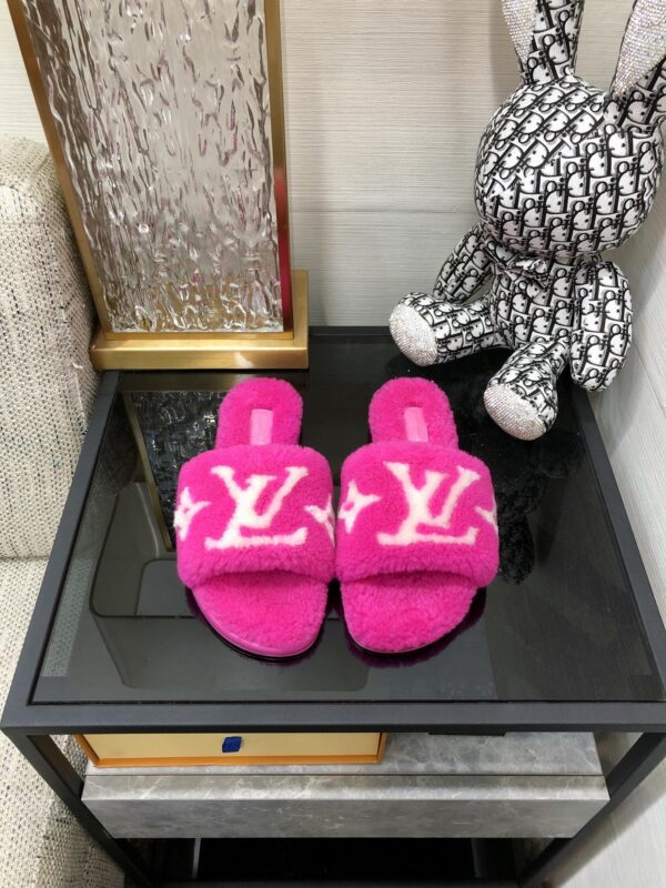 Louis Vuitton Women's Magnetic Flat Mule Pink For Women LV