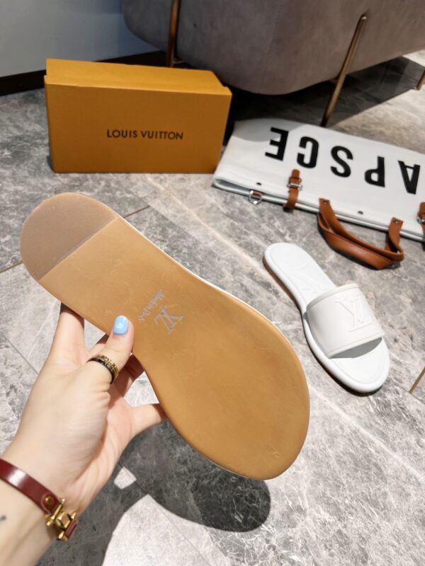 Louis Vuitton Women's Magnetic Flat Mule White For Women LV