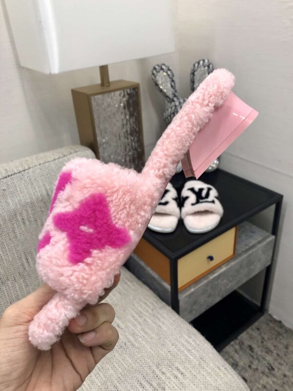 Louis Vuitton Women's Magnetic Mule Pink For Women LV