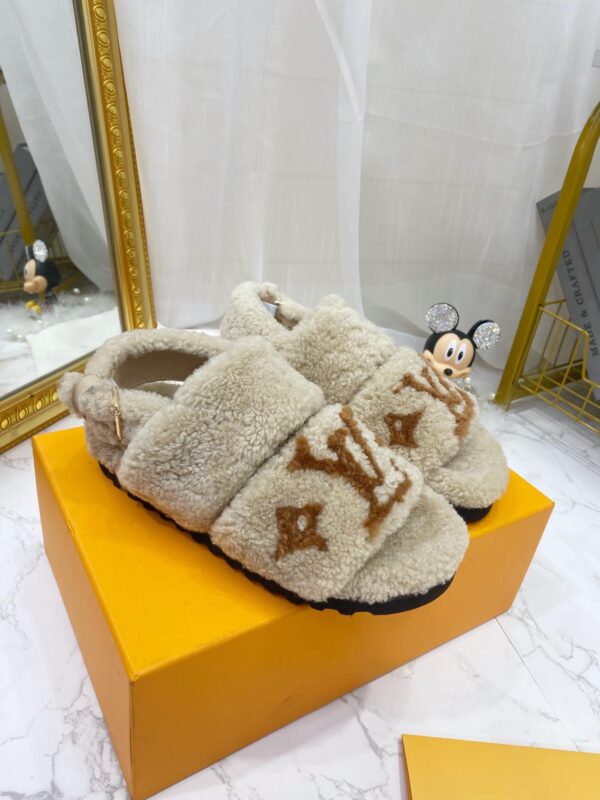 Louis Vuitton Women's Paseo Flat Comfort Sandal Beige For Women LV 1AA1GY