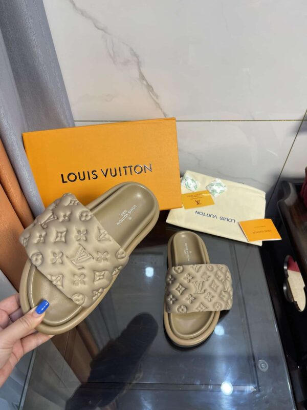 Louis Vuitton Women's Pool Pillow Comfort Flat Mule Brown For Women LV
