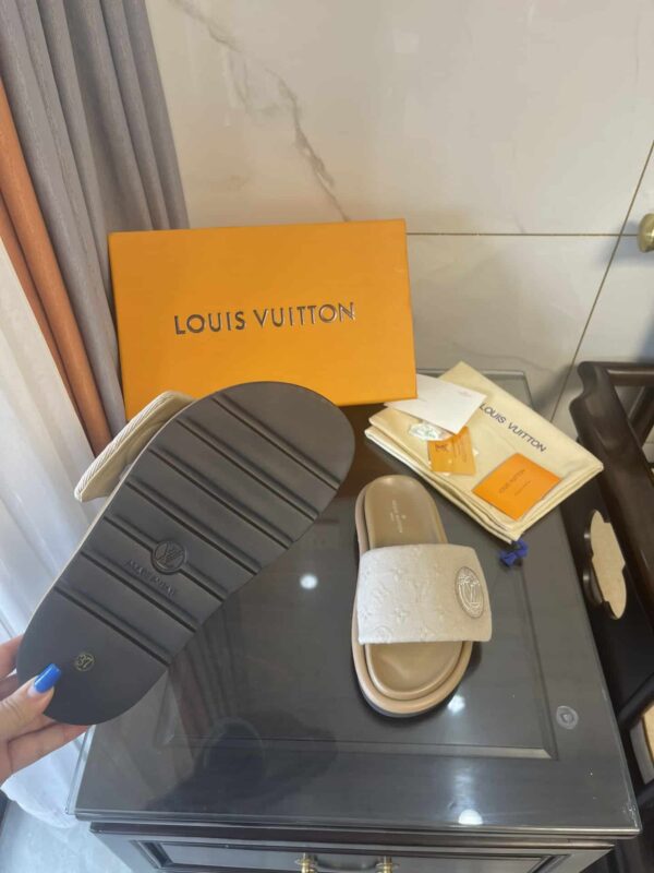Louis Vuitton Women's Pool Pillow Comfort Mule Brown For Women LV