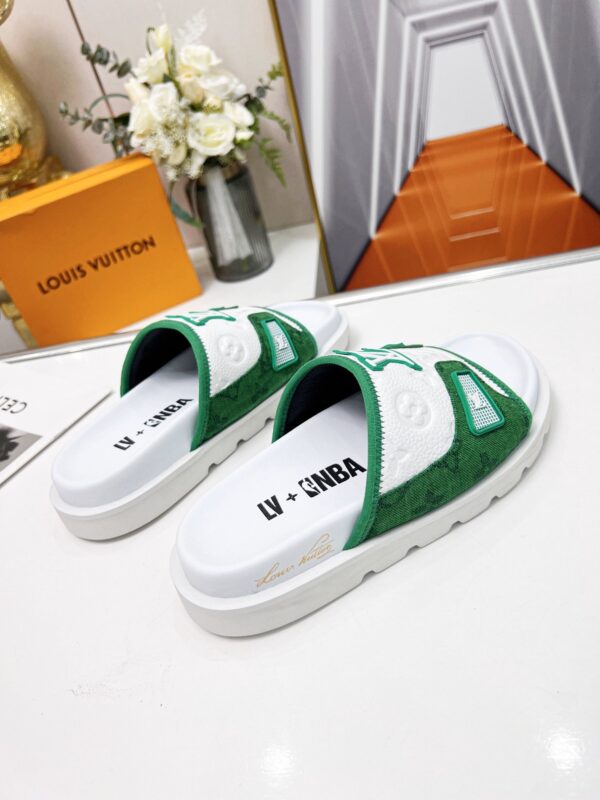 Louis Vuitton Women's Pool Pillow Comfort Mule Green For Women LV